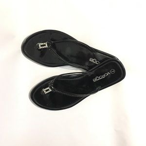 Voltage Flip Flop Sandals size 7